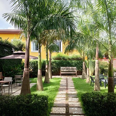 Riad Prince Louis Yaoundé Exterior foto