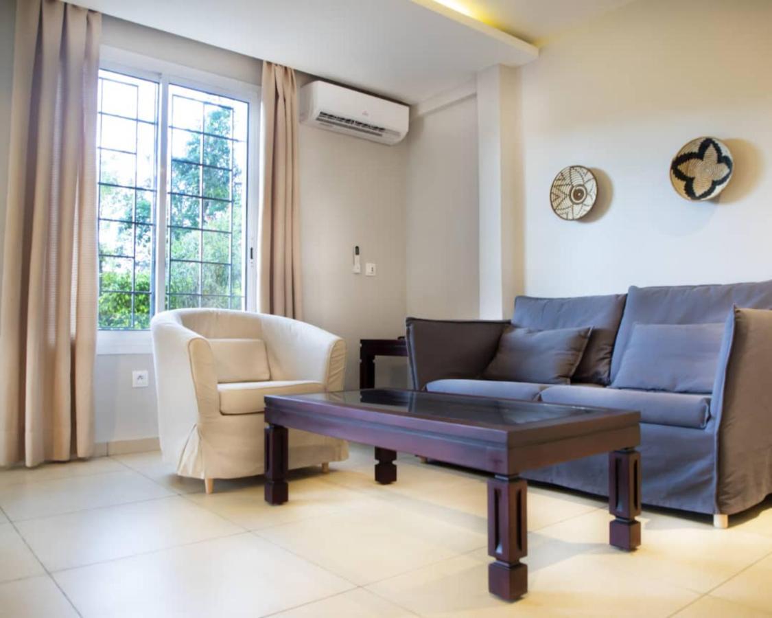 Riad Prince Louis Yaoundé Exterior foto